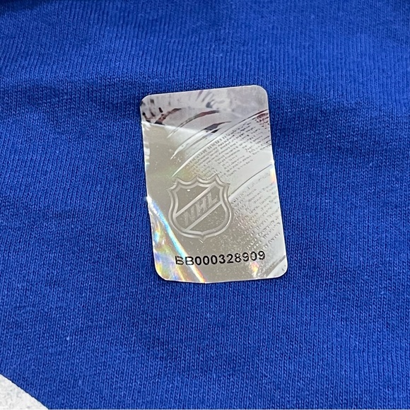 New NY Islanders Large The Go-to-Tee adidas Leddy 2 NHL - Picture 6 of 7